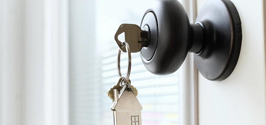 Bifold Door Knob Replacement in Soquel, California